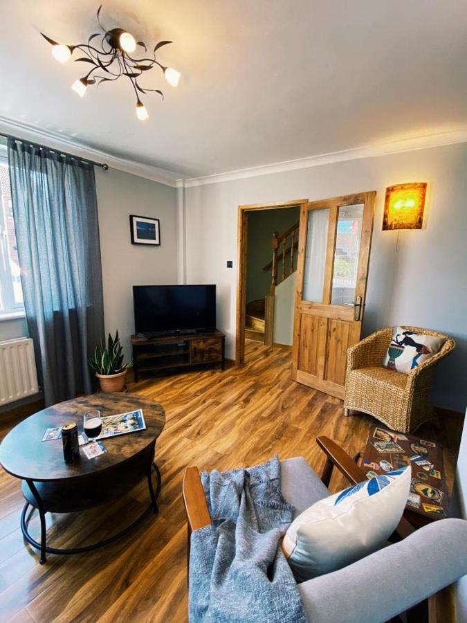 Parker House Beach & Golf Portrush Ngoại thất bức ảnh